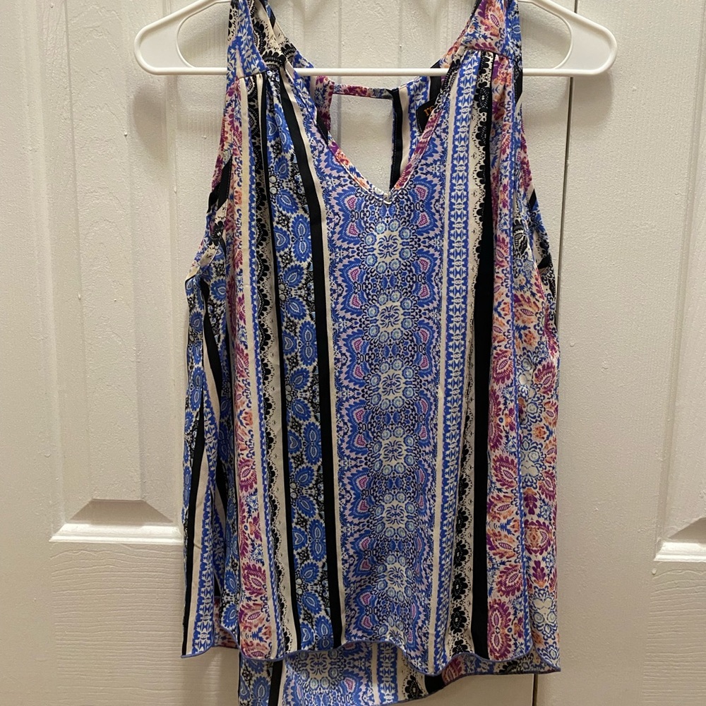 Sleeveless Blouse
